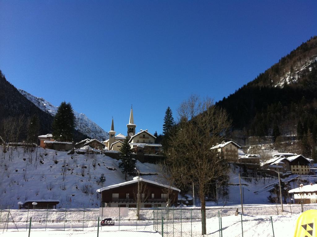 Tre Alberi Liberi Bed and Breakfast Alagna Valsesia Buitenkant foto
