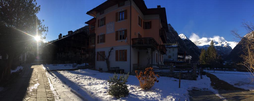 Tre Alberi Liberi Bed and Breakfast Alagna Valsesia Buitenkant foto
